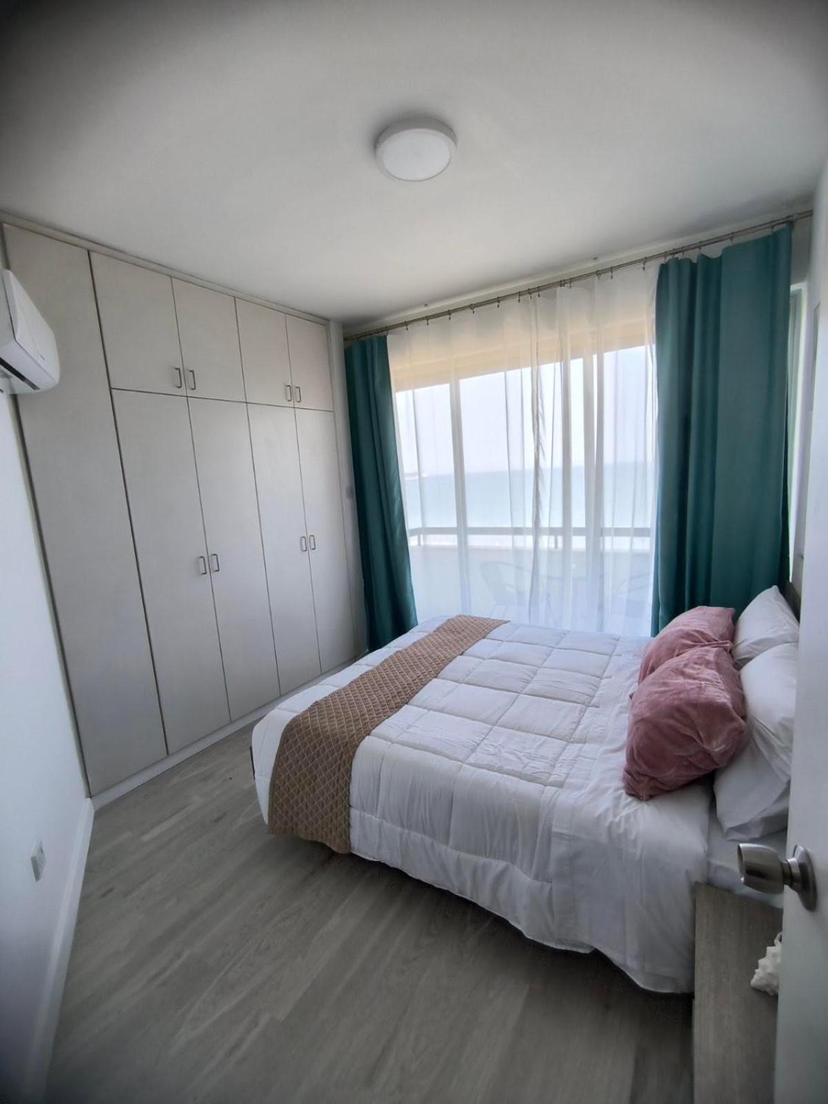Sunorama Beach Garden - Seaview Larnaca Esterno foto